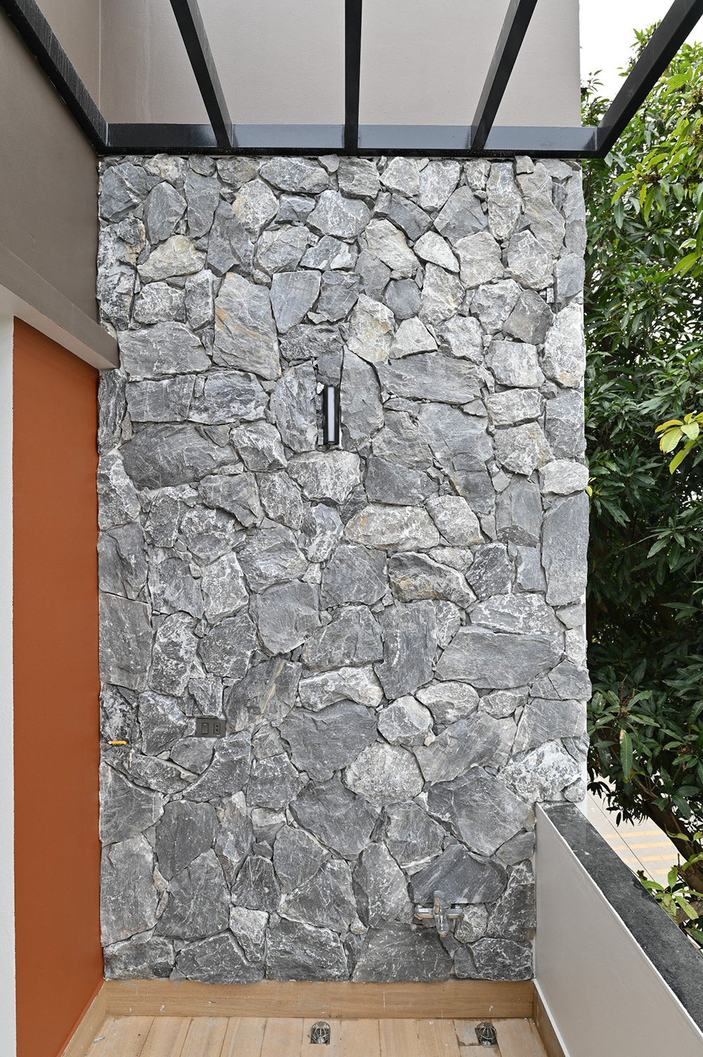 Mistic Grey Random Natural Stone Cladding - Sold per m2 only - 1st Quality - Walling and Landscaping -  Available at Simon's Seconds